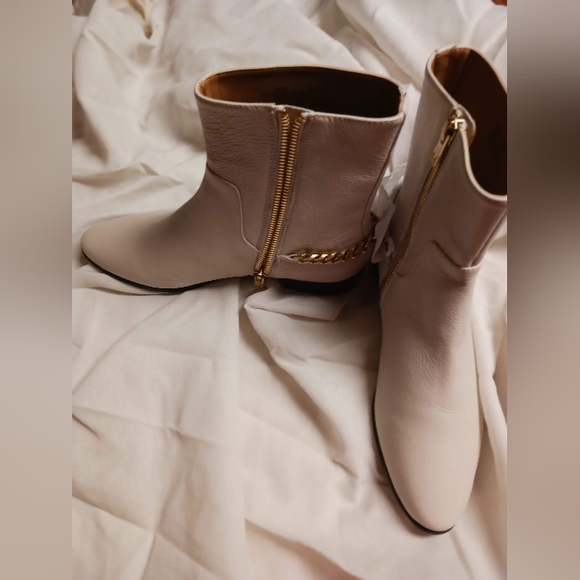 Calvin Klein Finius Flatboot - Picture 2 of 8